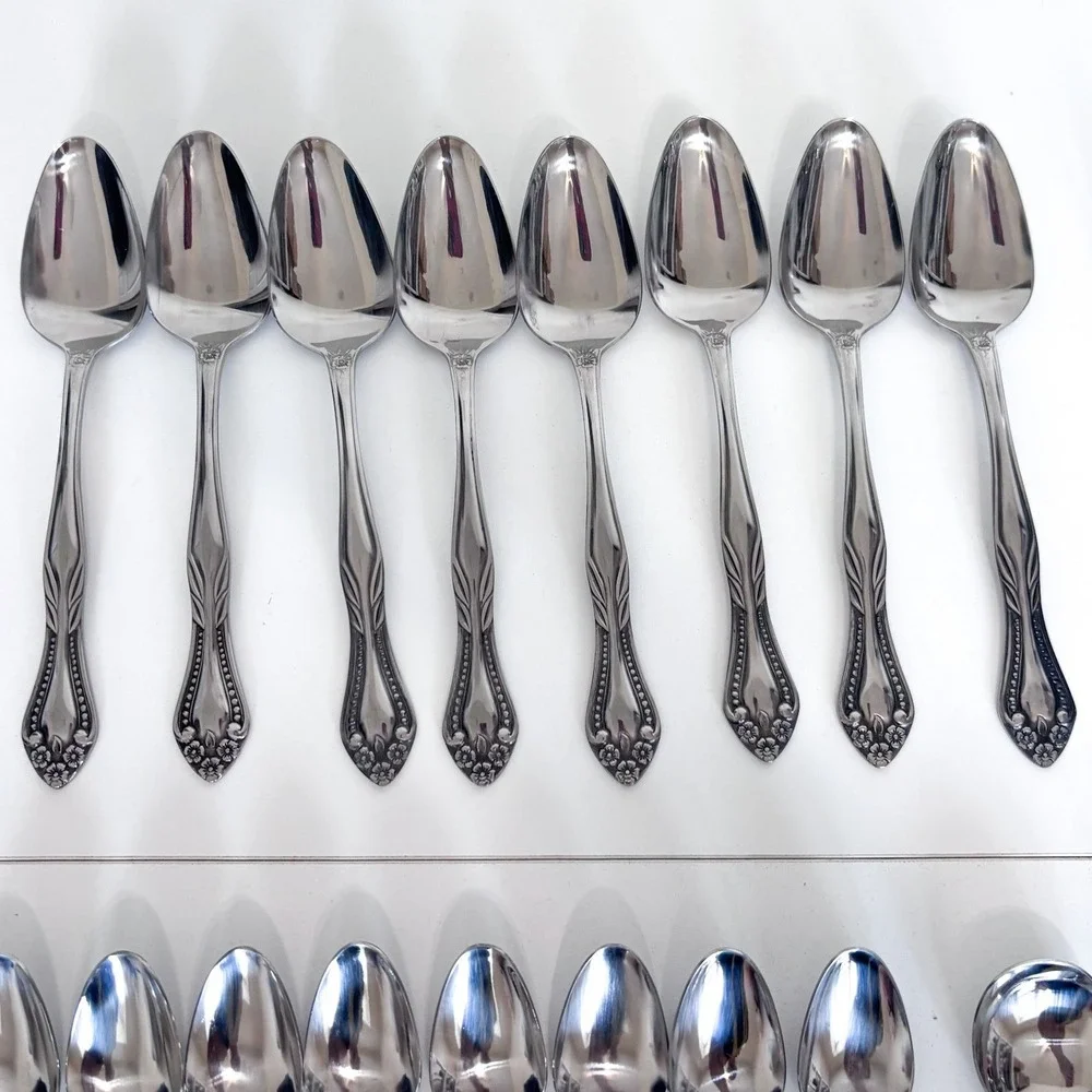 Vintage 28 Piece Lifetime Stainless Steel Silverware Flatware Set Korea Floral